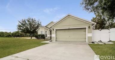 Main picture of 61 Fort Smith Blvd