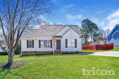 Main picture of 129 Glengariff Ln