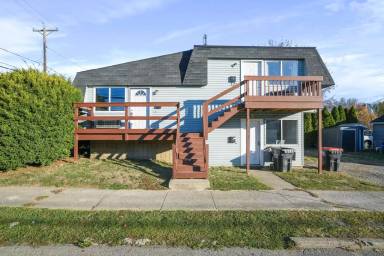 Main picture of 28 S Williams St