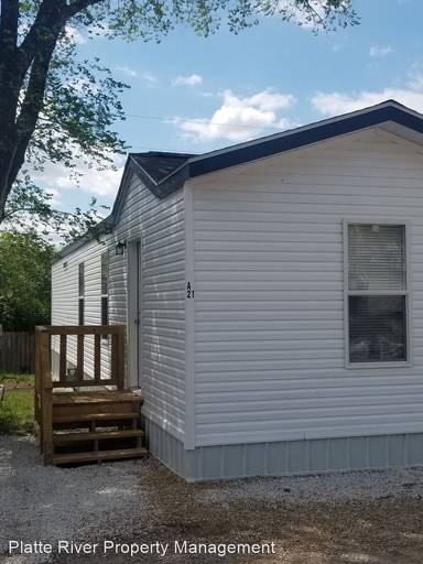 Main picture of Live Oaks Community