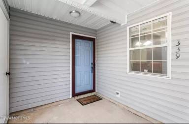 Main picture of 339 Yorkshire Pl