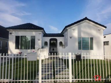 Main picture of 2843 Somerset Dr