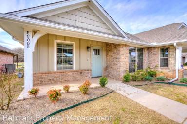 Main picture of 8900 SW 55th St