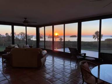 Main picture of 3220 Southshore Dr