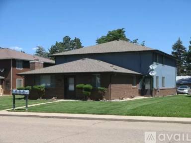 Main picture of 732 Delaware Ave