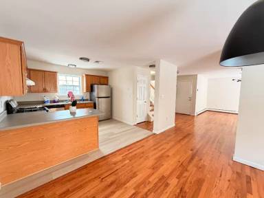 Main picture of 219 Mary Lou Ave