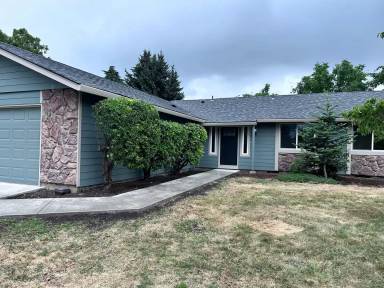 Main picture of 14317 SE 14th St