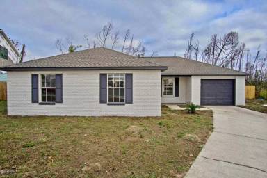 Main picture of 124 Abigail Ln