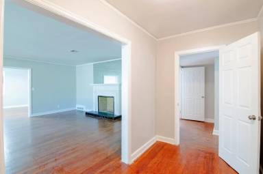 Main picture of 824 Federal Dr