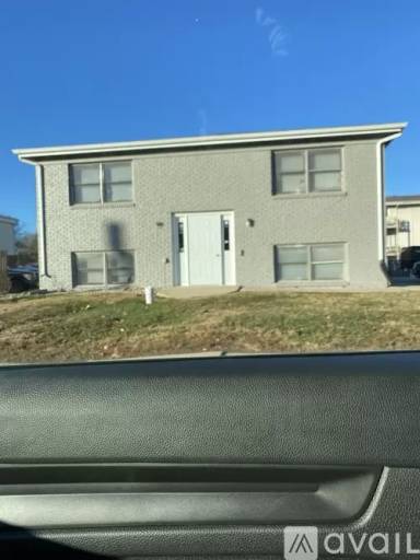 Main picture of 204 Lindell Dr