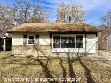 Main picture of 10200 Corning St