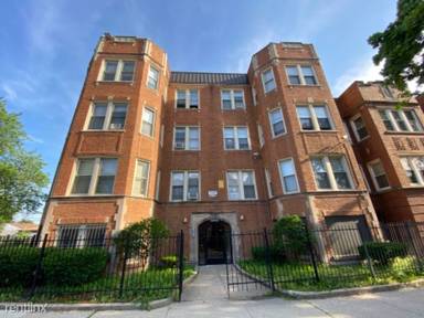 Main picture of 5501 W Congress Pkwy
