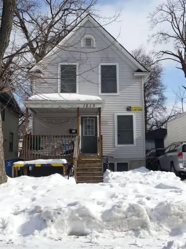 Main picture of 1030-1032 Michigan Ave