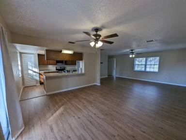 Main picture of 9622 W Sandra St