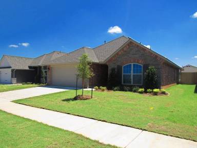 Main picture of 3044 NW 182nd St