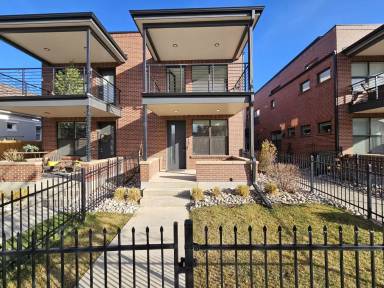 Main picture of 1428 Knox Ct