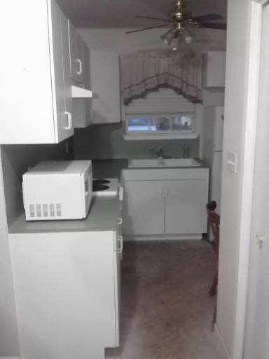 Main picture of 404 4th Ave