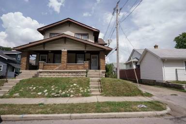 Main picture of 4706 E Michigan St