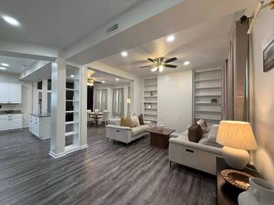 Main picture of 3596 Kentucky Ave