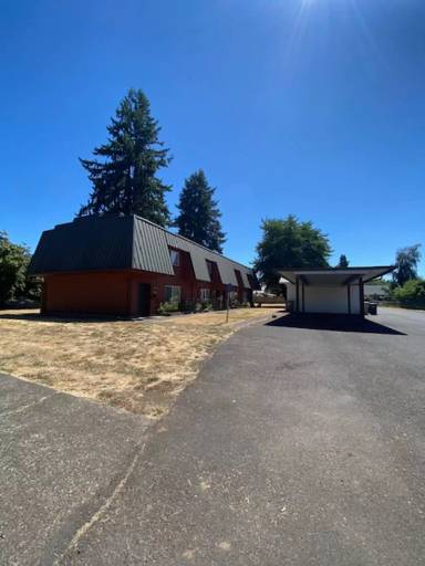 Main picture of 793 E Elmore St