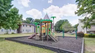 Main picture of 1305 Hunter Oaks Ln