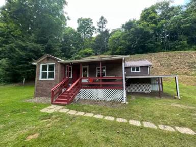 Main picture of 50729 Grimms Bridge Rd
