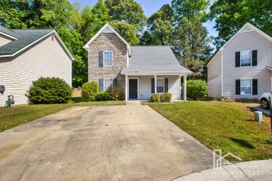 Main picture of 119 Twin Pines Ct
