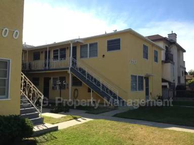 Main picture of 1700 W Victory Blvd