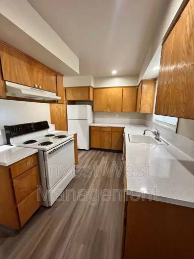 Main picture of 6305 Kansas St