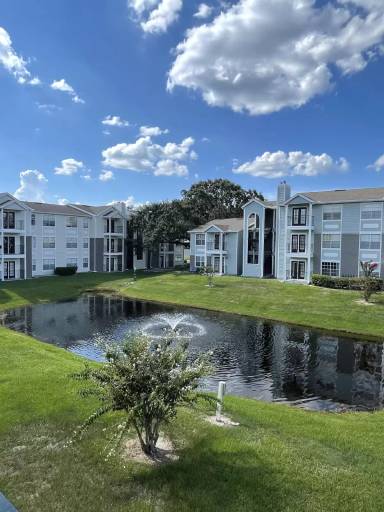 Main picture of Waterford Landing Condo