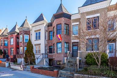 Main picture of 2805 11th St NW