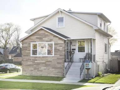 Main picture of 2100 N 75th Ct