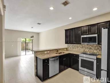Main picture of 8925 NW 102nd Ct