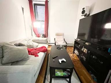 Main picture of 197 Orchard St