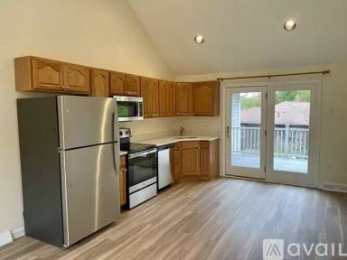 Main picture of 7 Prospect Ave