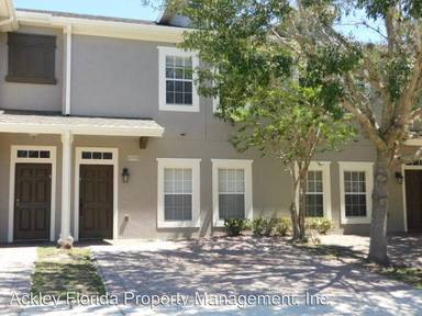 Main picture of 2425 Caravelle Cir