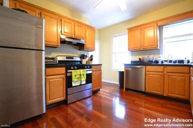 Main picture of 74 Hobson St