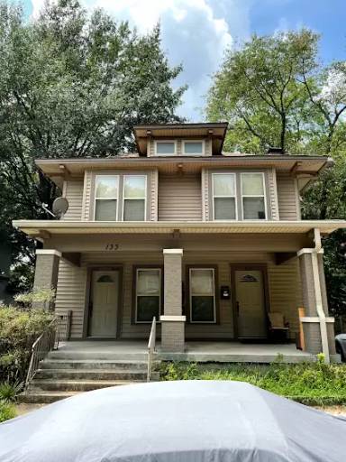 Main picture of 133 N Evergreen St