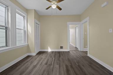 Main picture of 292 Claremont Ave