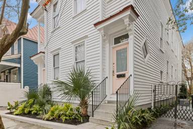 Main picture of 67 Pitt St