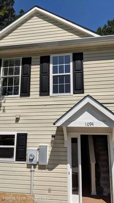 Main picture of 1077 Thornwoode Ln