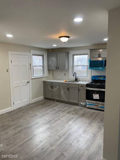 Main picture of 2510 Colden Ave