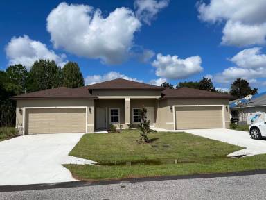 Main picture of 24 Buttonbush Ln