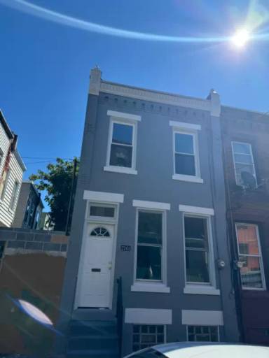 Main picture of 2141 N 10th St
