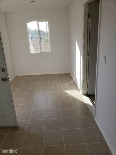 Main picture of 7620 Oakdale Ave