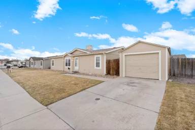 Main picture of 8343 Kearney St