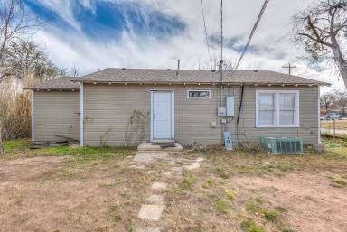 Main picture of 2030 Conchita St