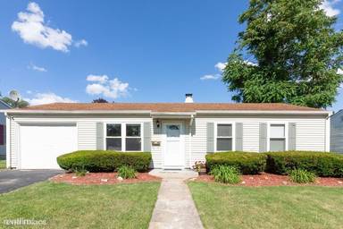 Main picture of 611 Iola Ave