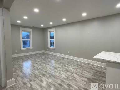 Main picture of 1425 State St