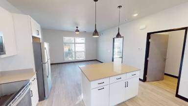 Main picture of 2807 Oakland St